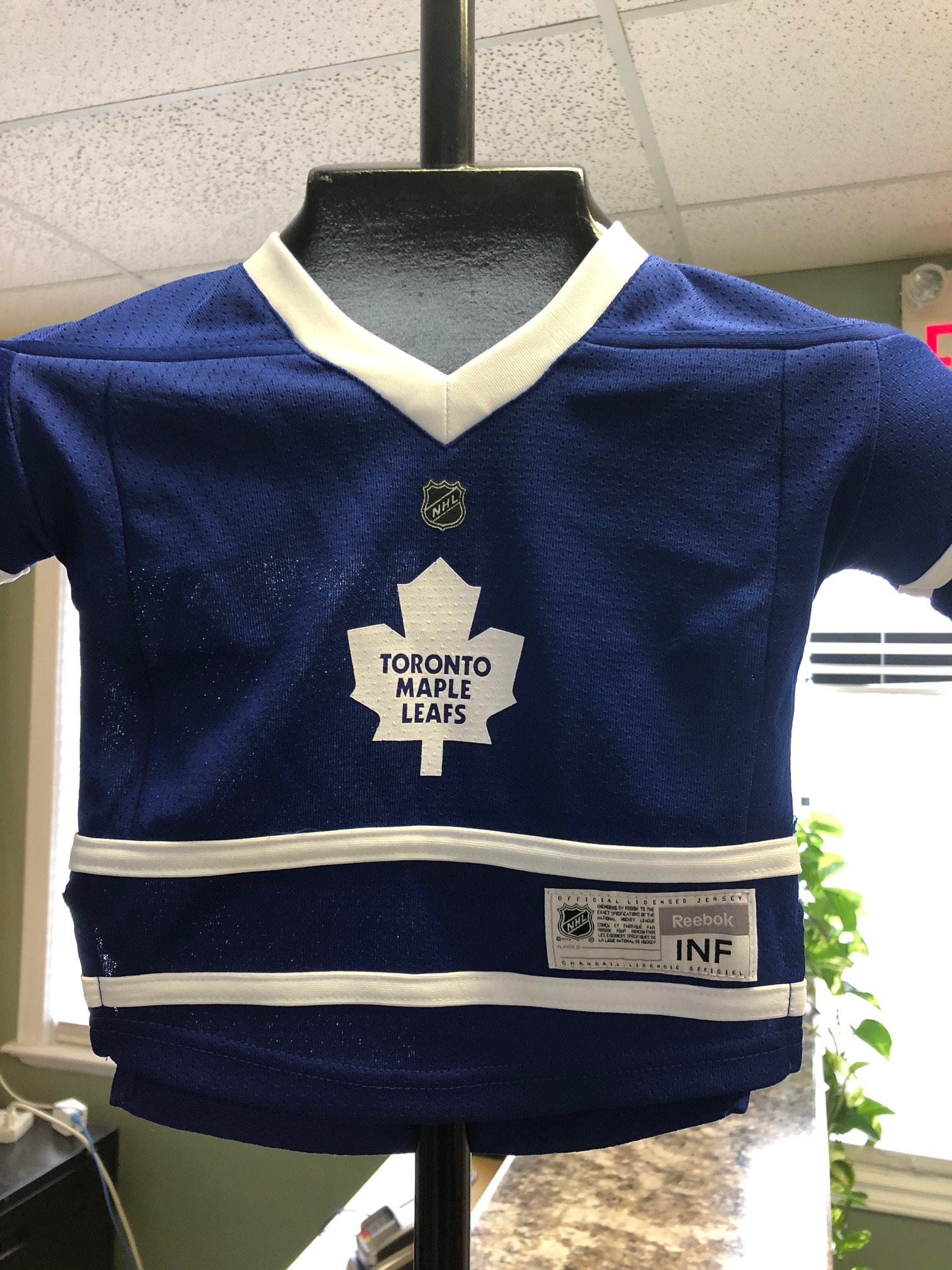 Reebok Toronto Maple Leafs Authentic NHL Hockey Jersey Blank Home 60